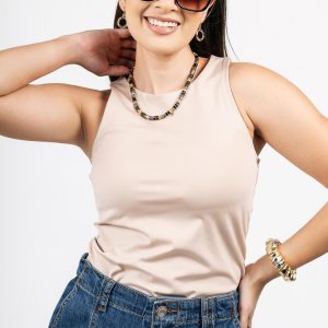 Blusa stretch cuello redondo con forro interno