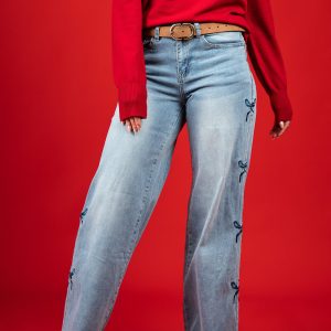 Jeans wide leg con bordado de lacito femme