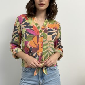 Blusa con estampado floral