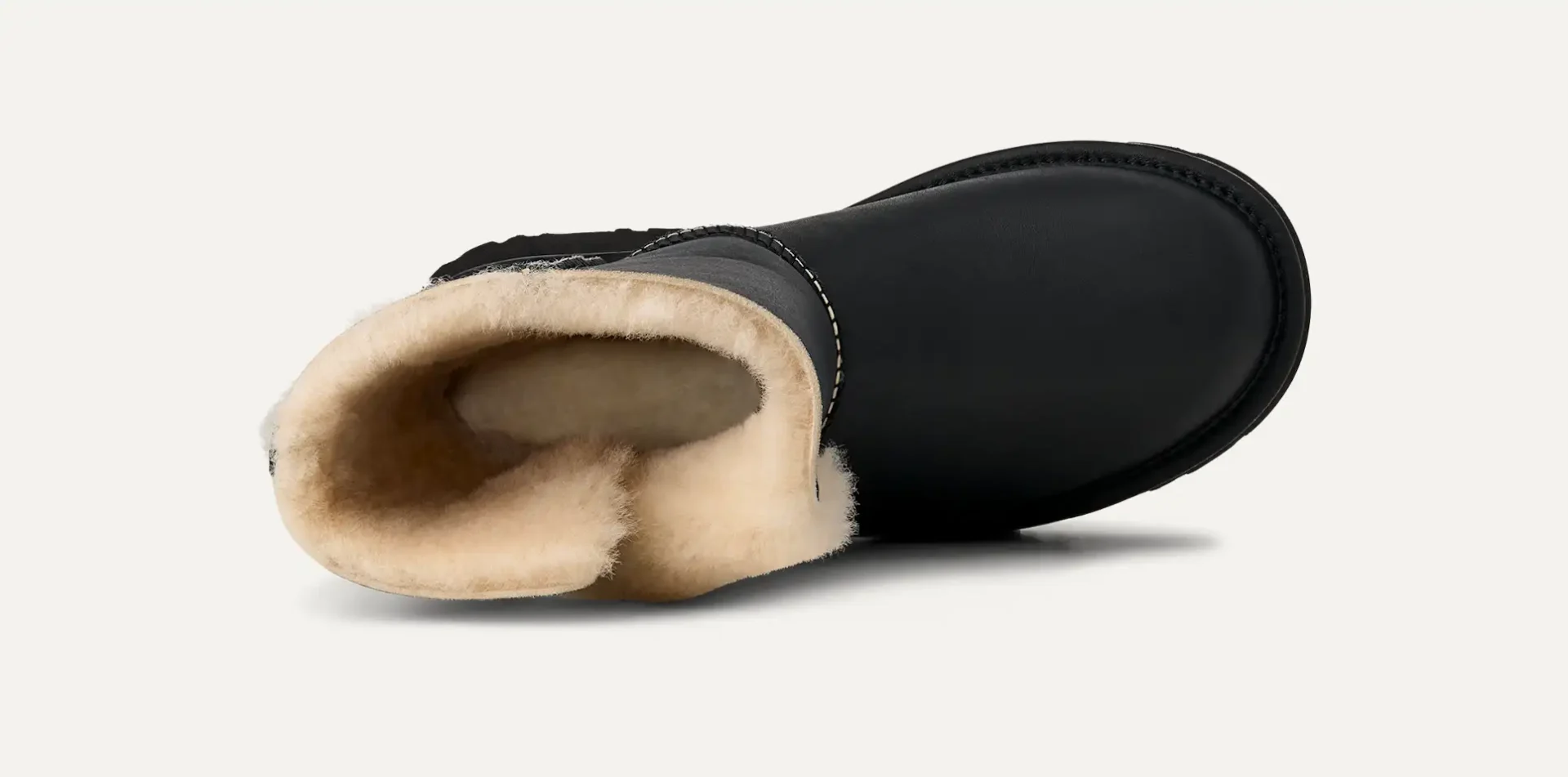 Botas Classic Esmee Leather UGG - Imagen 5