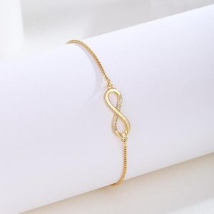 Pulsera minimalista con diseño infinito y circonitas