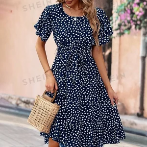 Vestido Estampado con Cinturón y Bajo Fruncido