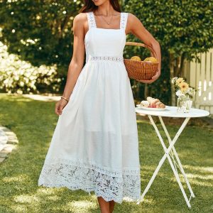 Vestido de Tirantes con Encaje