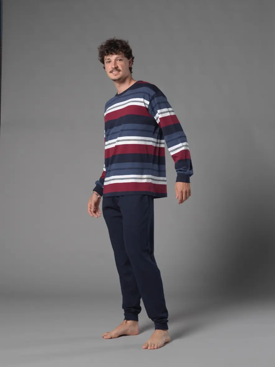 Pijama largo para hombre a rayas azul, rojo y negro - Imagen 3