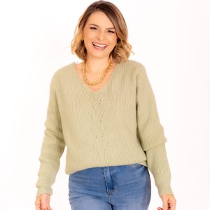 Suéter verde con detalle de lazos en la espalda