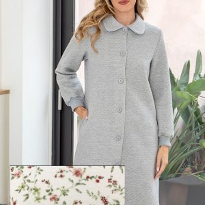 Bata abotonada con cuello bebé puños de canalé