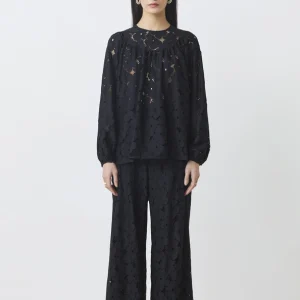 Blusa de encaje LIRIO