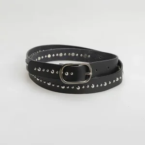 Cinturón de piel con tacha