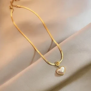 Cadena con Dije de Corazón en Acero 304 Oro 18K