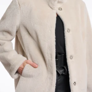 Chaqueta corta Madai.