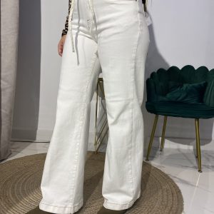 Jeans recto cinturón