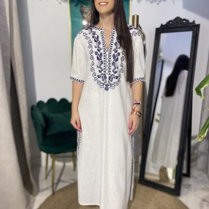 Kaftan blanco bordados azules