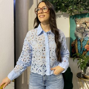 Camisa attentif corta bordados