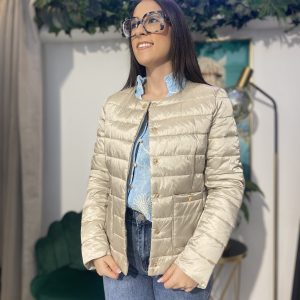 Chaqueta corta acolchada nude