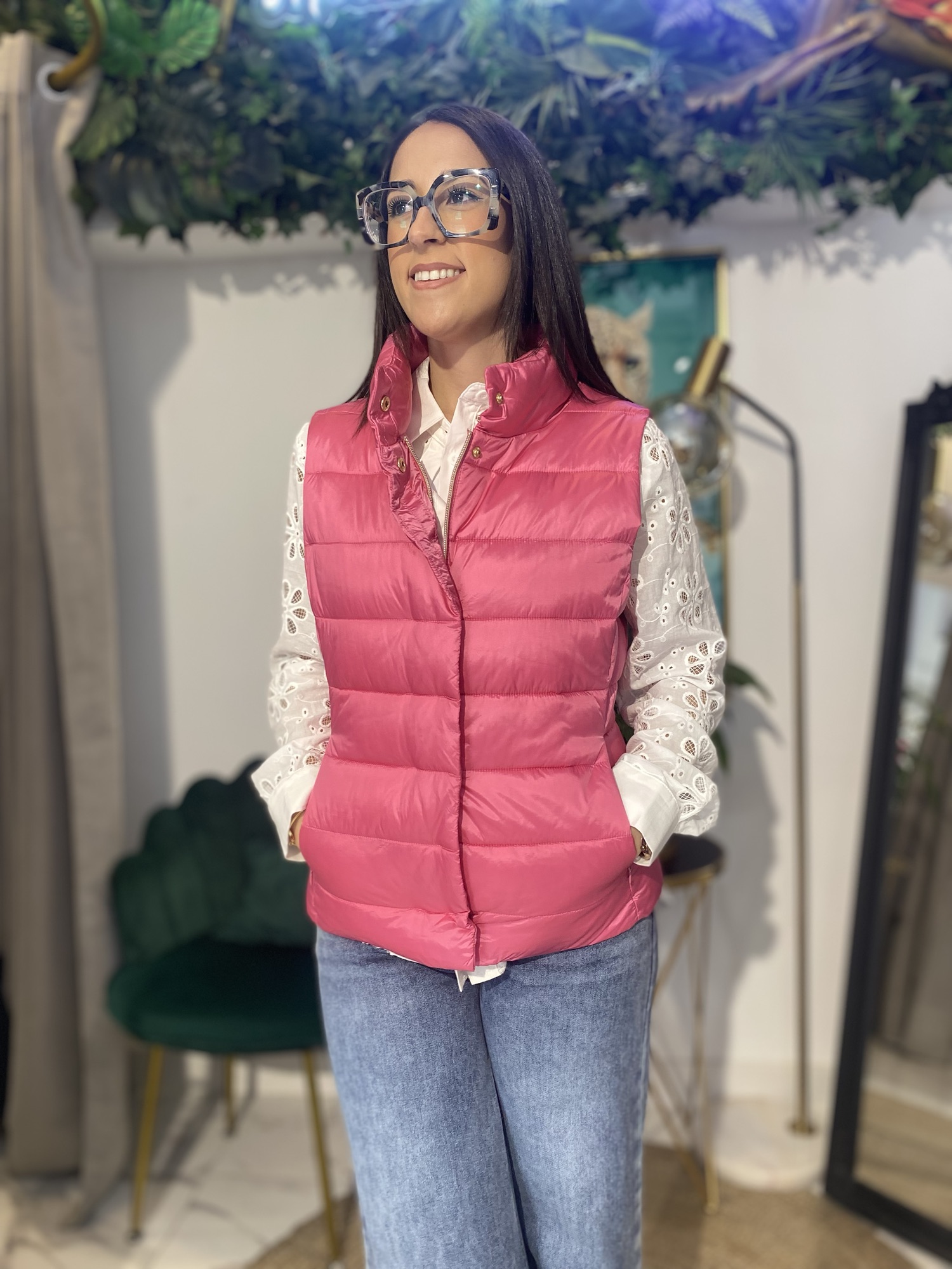Chaleco fucsia acolchado entallado