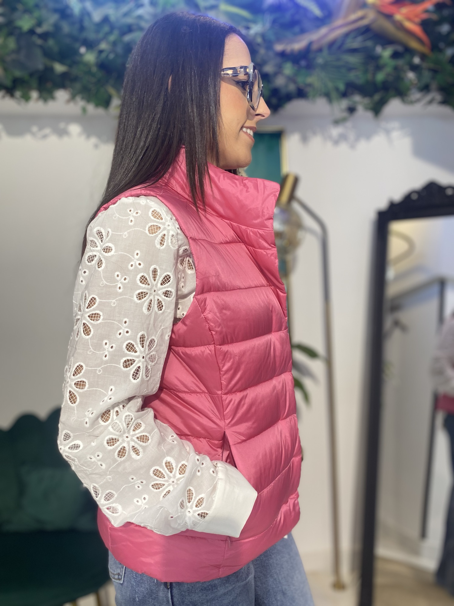 Chaleco fucsia acolchado entallado - Imagen 3