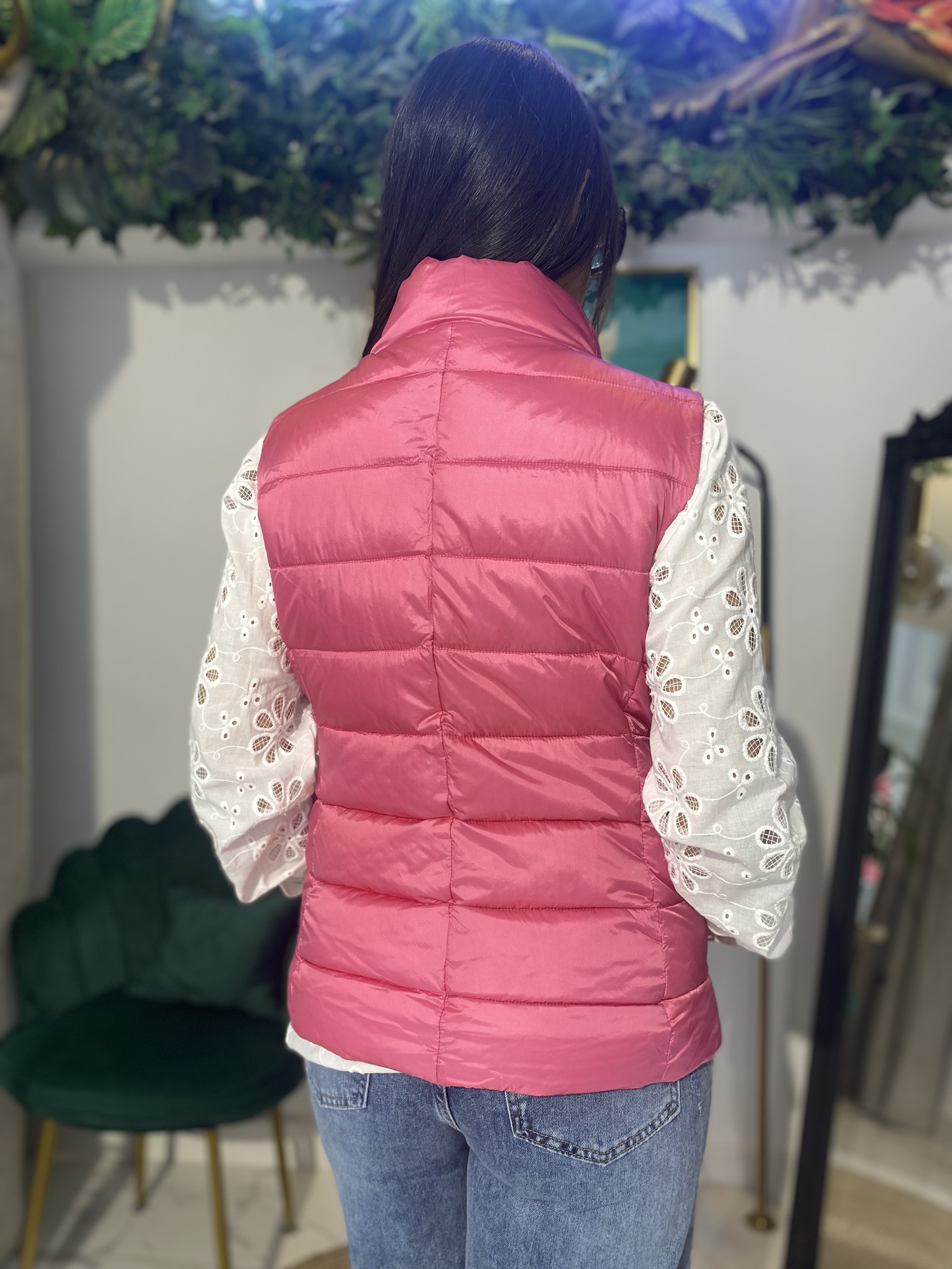 Chaleco fucsia acolchado entallado - Imagen 4