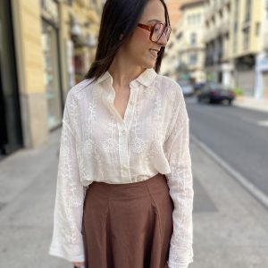 Camisa algodón bordada