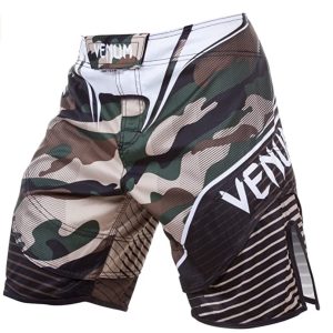 VENUM Camo Hero Pantalones Cortos de Entrenamiento, Hombre