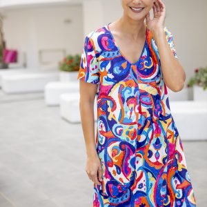 Vestido de manga corta pliegue delante