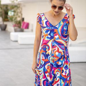 Vestido manga volantes y pliegue en delante