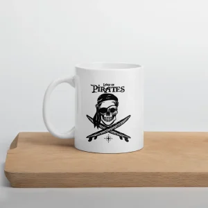 Taza blanca brillante pirates